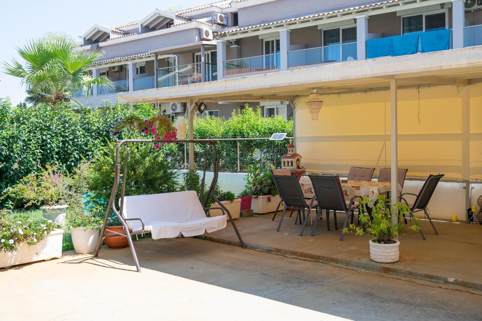 Lollas Apartments Αχαράβη Εξωτερικό φωτογραφία
